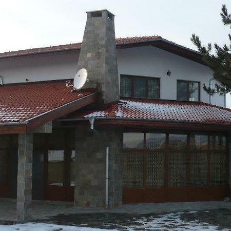 Вила Дъбовец Dubovets ภายนอก รูปภาพ